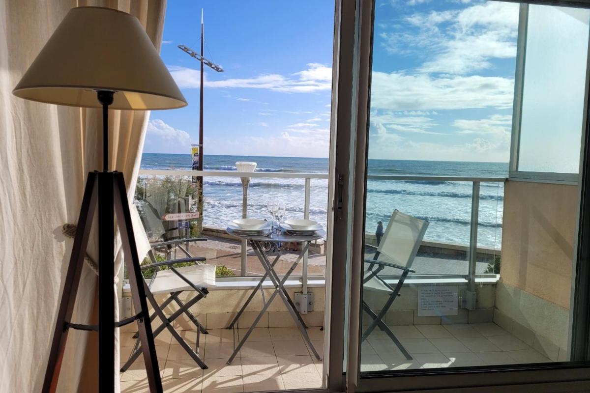 Studio Sur Le Remblai Des Sables Dolonne Les Sables-dʼOlonne Exterior foto