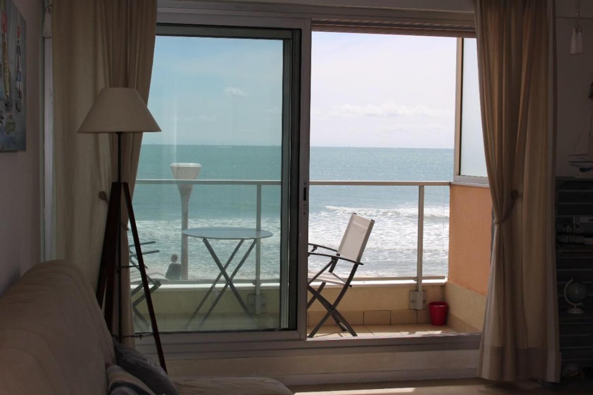 Studio Sur Le Remblai Des Sables Dolonne Les Sables-dʼOlonne Exterior foto